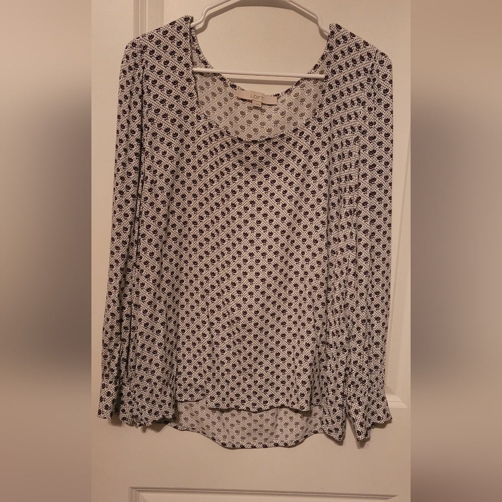 LOFT Floral Patterned Blouse in Black and White With Flowers